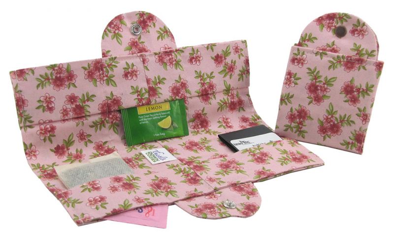 Burgundy Calico Tea Wallet Thistledown